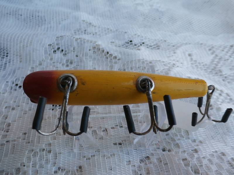 lot 45 image: CREEK CHUB BAIT CO. Darter