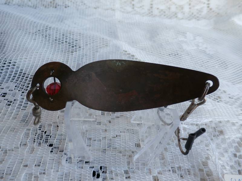 lot 72 image: Gibbs - One Eye Wiggler