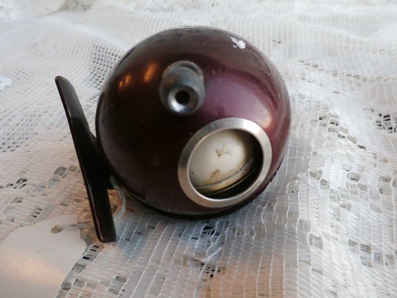 lot 87 image: South Bend - Spin Cast 700