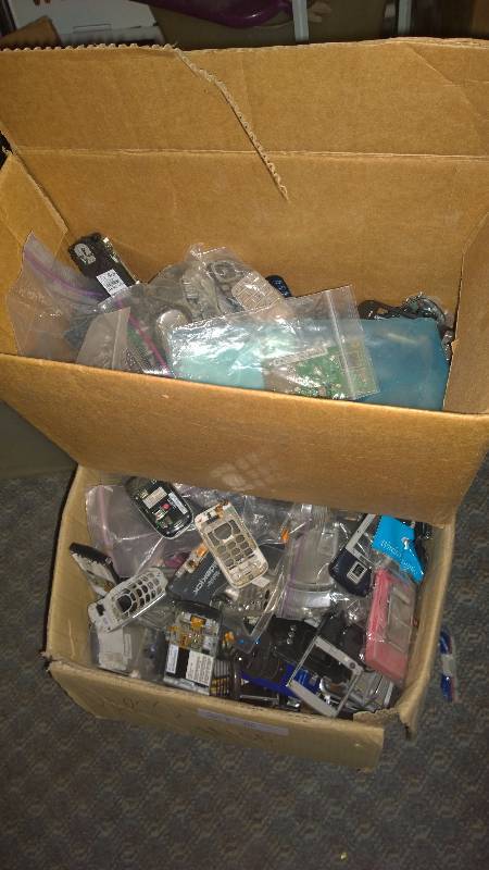 Phone parts (scrap)