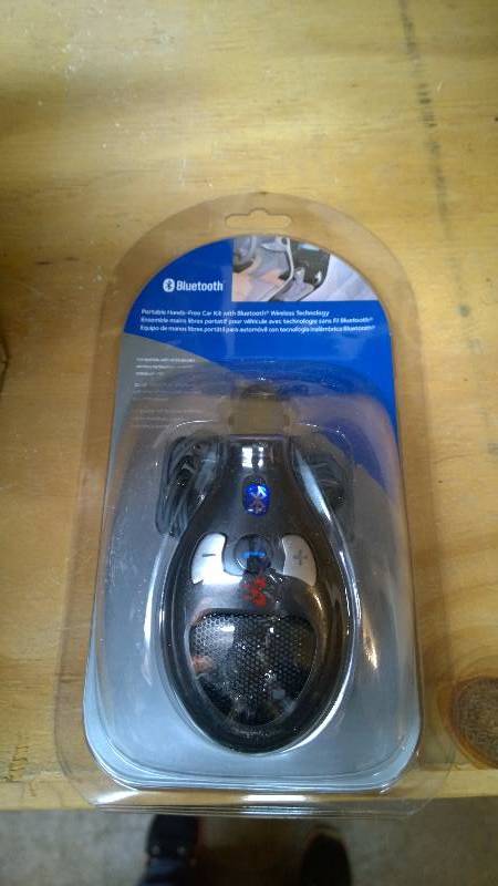 Bluetooth Hands-Free Car Kit