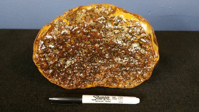 lot 24 image: Rare, Large Jequinthohon River Brazilian Agate