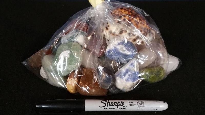 lot 30 image: Polished Rock & Mineral Mixed Bag