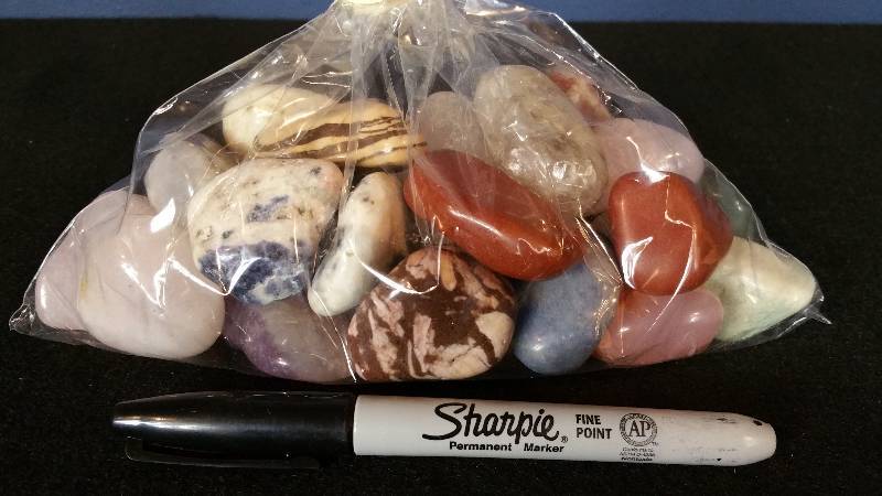 lot 33 image: Polished Rock & Mineral Mixed Bag