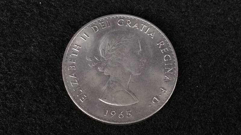 lot 57 image: 1965 English Churchill Commemorative Crown Coin