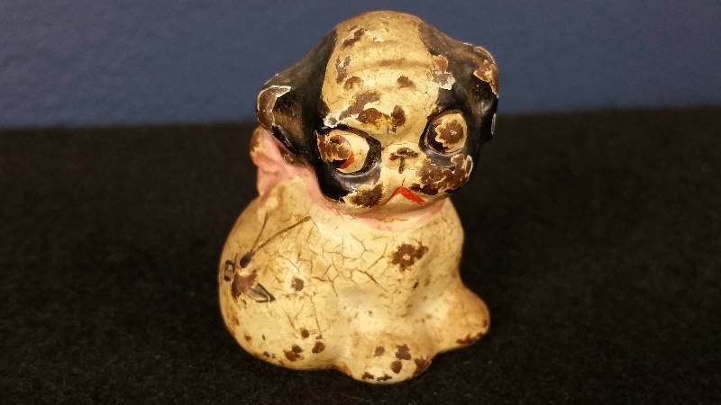 lot 79 image: Original, Antique Cast Iron Hubley Miniature Dog