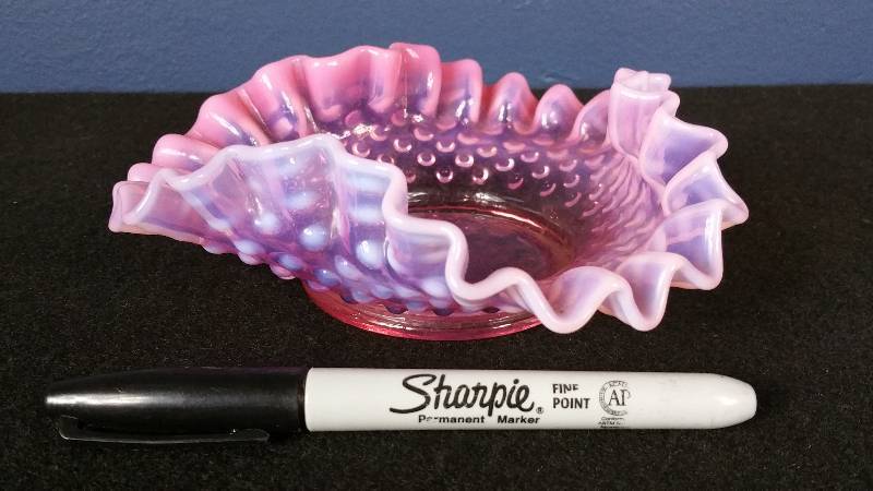 lot 90 image: Vintage Fenton Cranberry Opalescent Ruffled Hobnail Dish