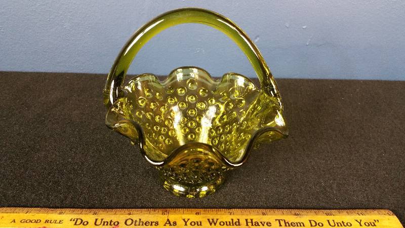 lot 99 image: Vintage Fenton Green Ruffled Hobnail Basket