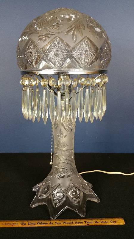 lot 107 image: Antique Cut Glass & Crystal Prism Mushroom Boudoir Table Lamp