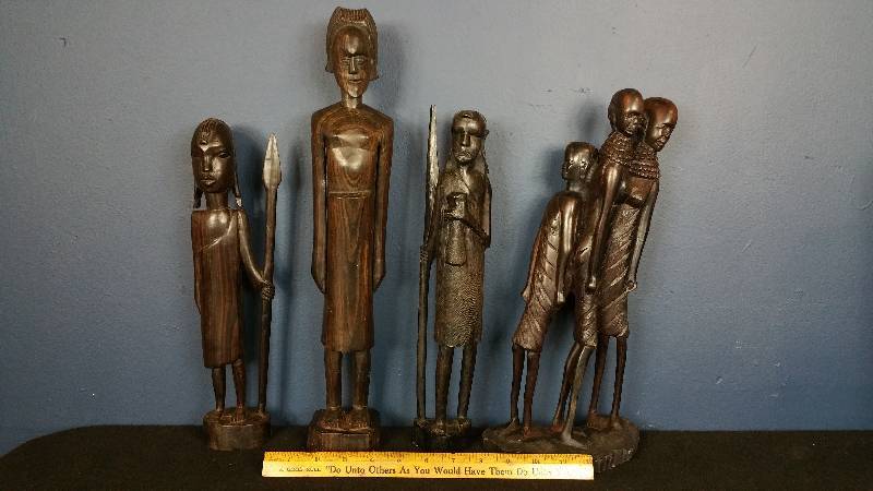 lot 116 image: Collection of Kenya, Africa Wood Sculpture Art