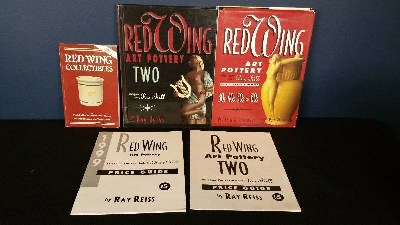 lot 160 image: Lot of (5) Red Wing Pottery Price Guides and Reference Books