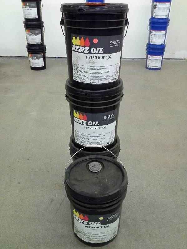 lot 38 image: Benz Oil Petro Kut 13C - 20 Gallons