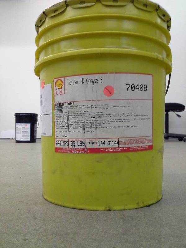 lot 41 image: Shell Retinax HD Grease 2 - 5 Gallons