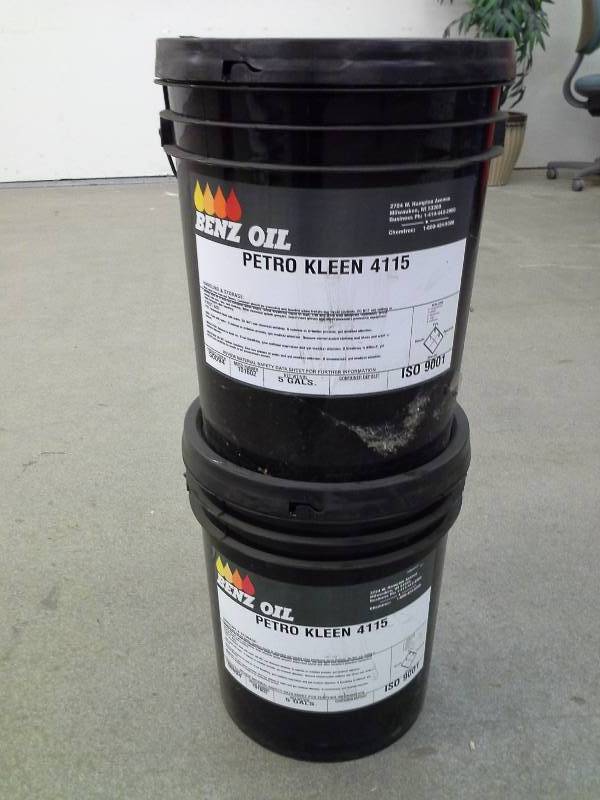 lot 80 image: Benz Oil Petro Kleen 4115 - 10 Gallons
