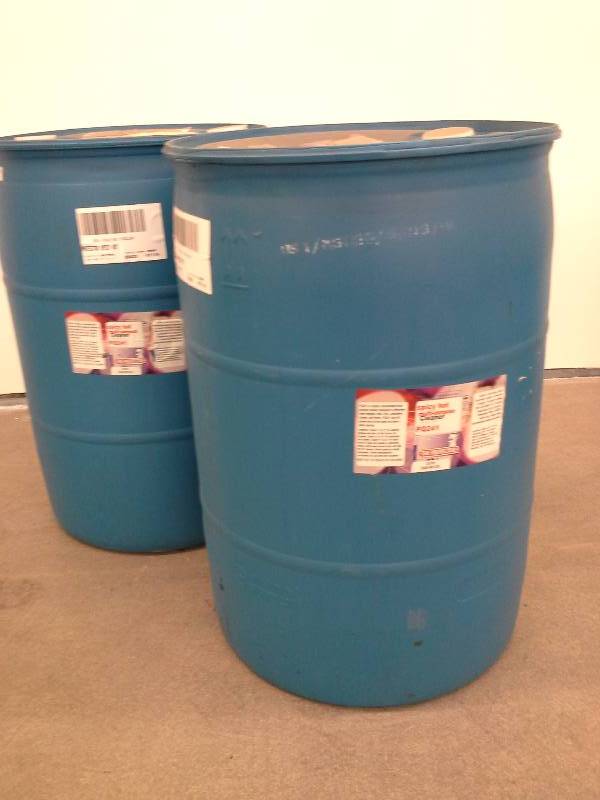 lot 19 image: Spicy Hot Multi-Purpose Cleaner PQ241 - TWO 55 Gallon Drums