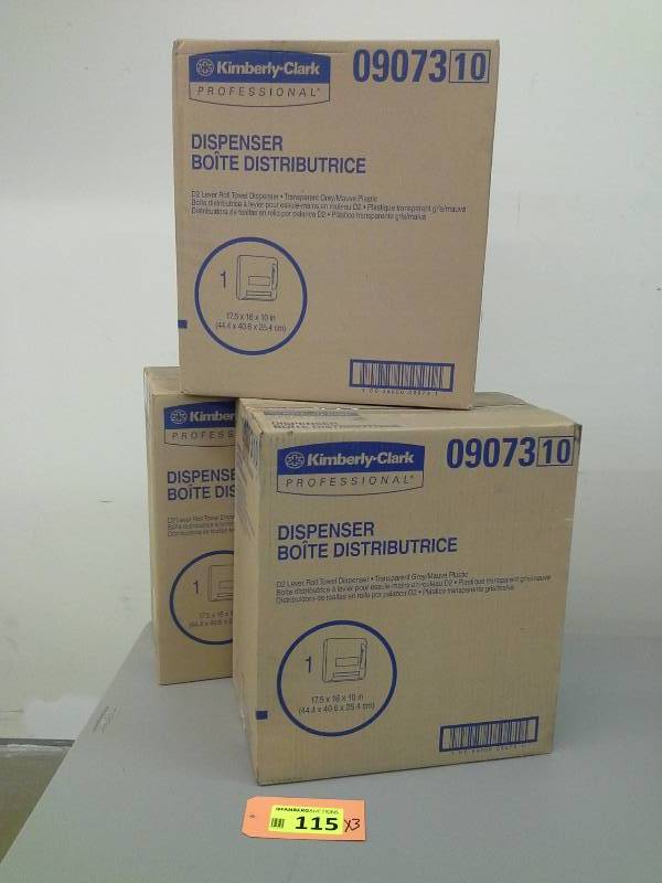 lot 115 image: Kimberly-Clark D2 Lever Roll Towel Dispenser - Quantity 3