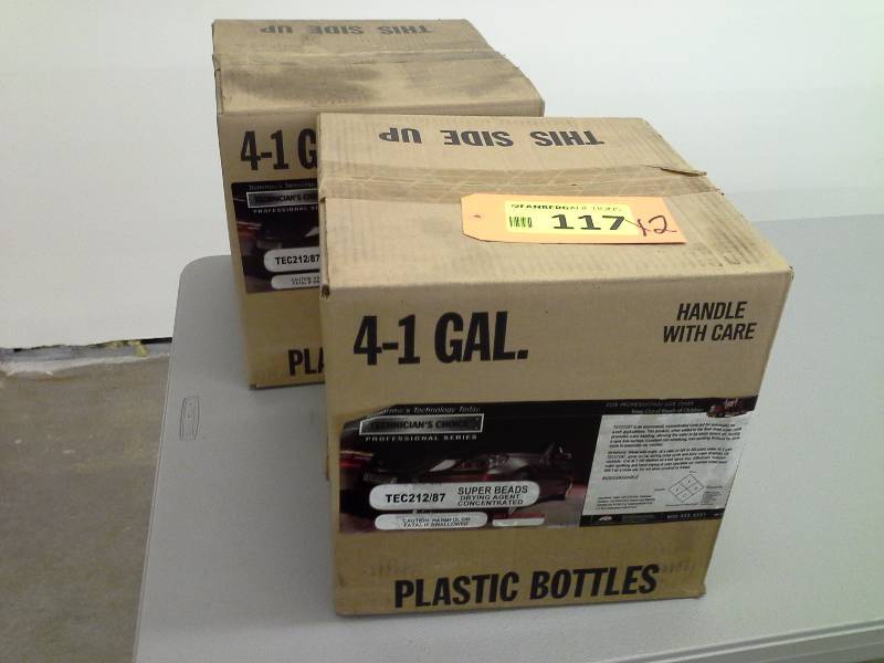lot 117 image: TEC21287 Super Beads Concentrated Drying Agent - 8-1 Gallon Jugs