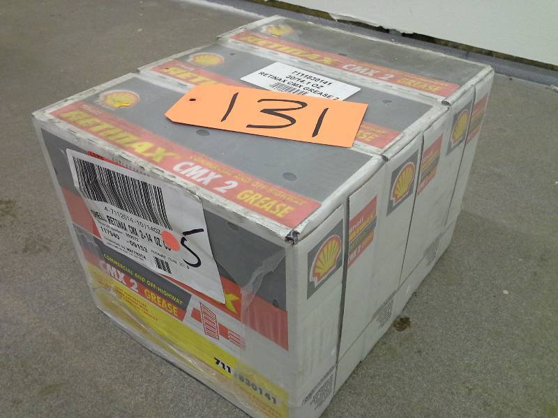lot 131 image: Shell Retinax CMX 2 Grease Commercial and Off-Highway 30-14.1oz Cartridges