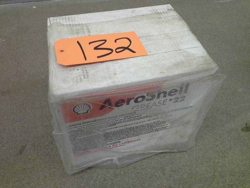 lot 132 image: Shell AeroShell Grease 22 Synthetic Grease for Aircraft - 20-13.4oz Cartridges