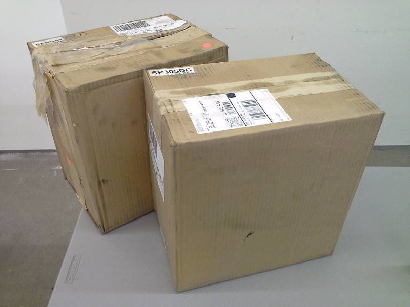 lot 142 image: Penray SP305DC Dual Canister Fuel Rail (Quantity 2)