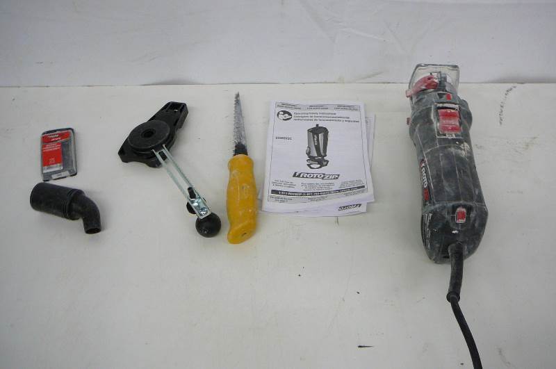 Roto Zit Tool with Bag and Hand saw