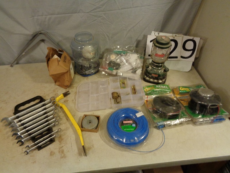 lot 129 image: Tools and Shop Supplies