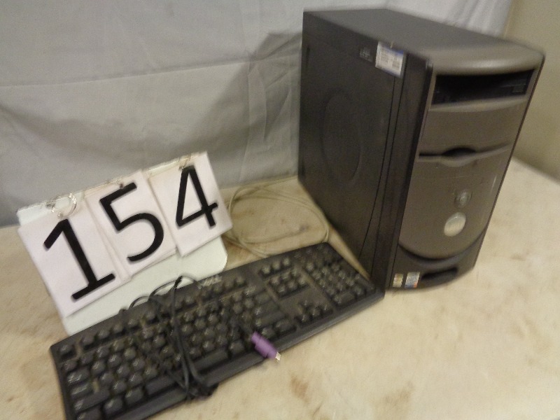 lot 154 image: Dell Dimesion 4600 Computer
