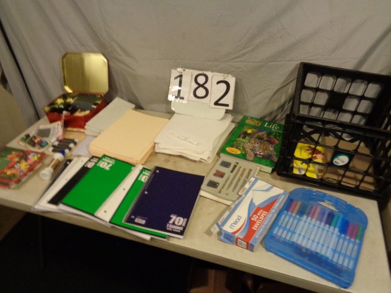 lot 182 image: Office Items