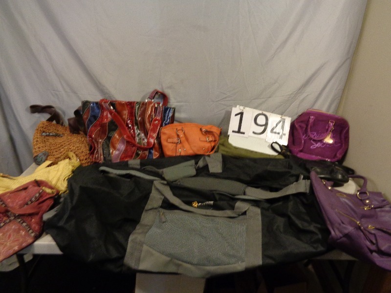 lot 194 image: Bags and Purses