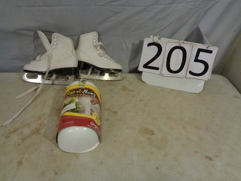 lot 205 image: New Bag Holder and Ice Skates