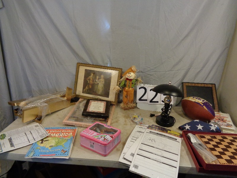 lot 225 image: Metal Letters and More