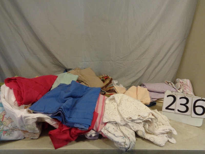 lot 236 image: Linens