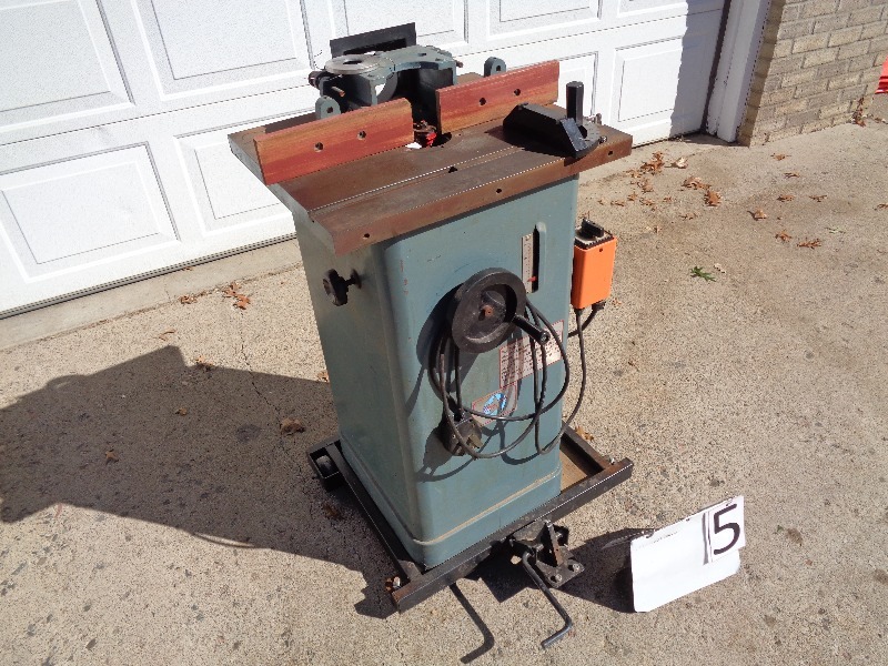 lot 5 image: Star Tools Router  Shaper  Trim Maker