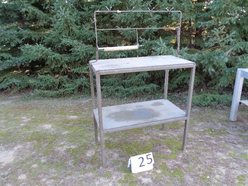 lot 25 image: Steel Frame Bench