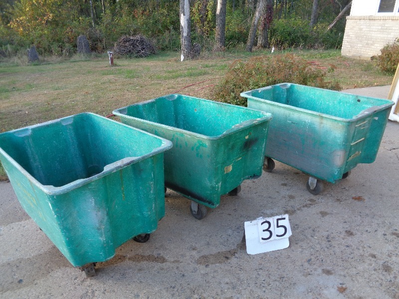 lot 35 image: 3 Carts