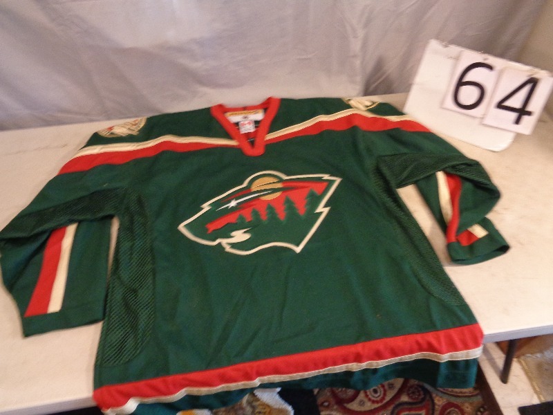 lot 64 image: Minnesota Wild Jersey