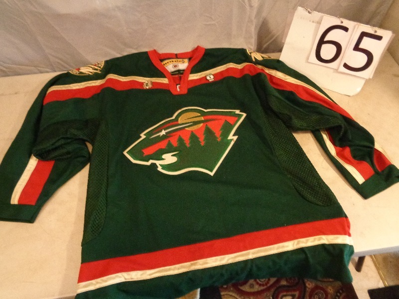 lot 65 image: Minnesota Wild Jersey
