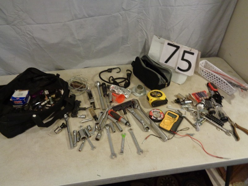 lot 75 image: Toolbags with Tools