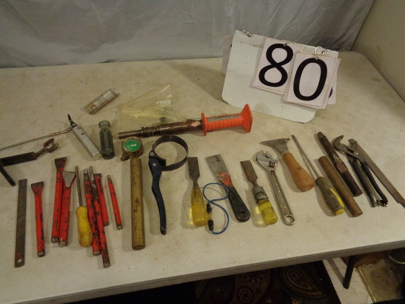 lot 80 image: Assorted Hand Tools