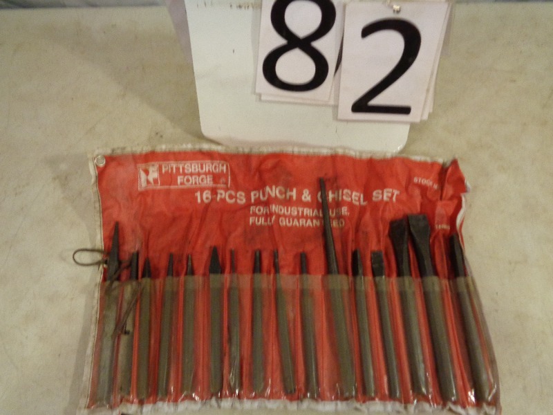 lot 82 image: 16 PC Punch and Chisel Set