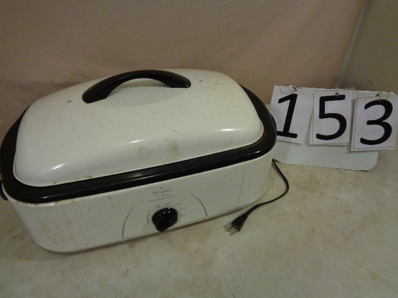 lot 153 image: Rival Roaster Oven