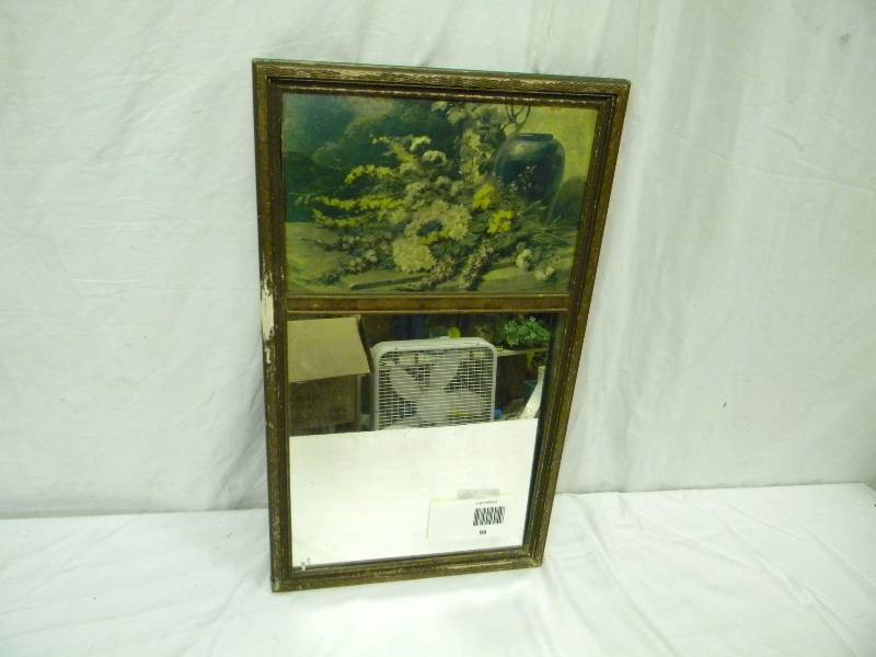 lot 99 image: Vintage Mirror