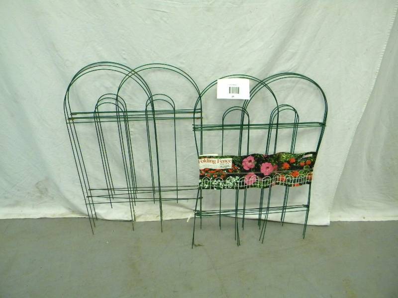 lot 34 image: Folding Fence