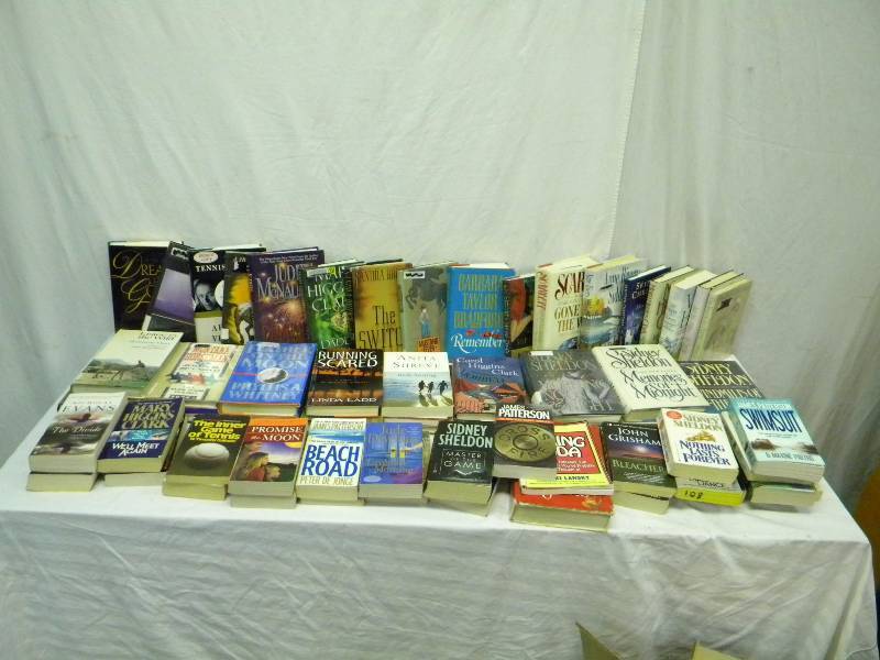 lot 42 image: Large Book Lot