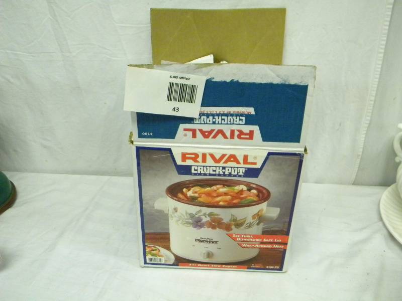 lot 43 image: Rival Crock Pot