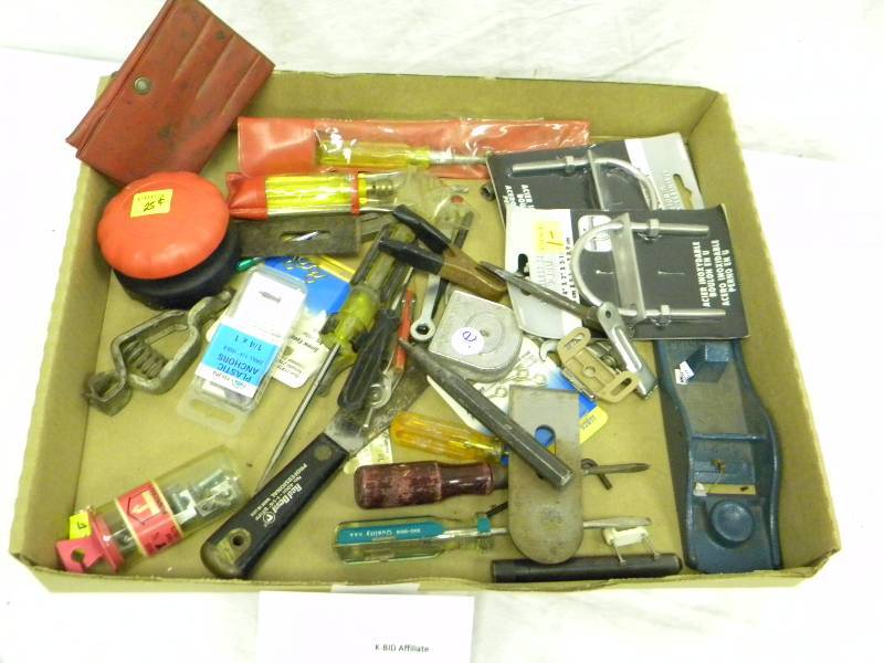lot 49 image: Hardware Lot