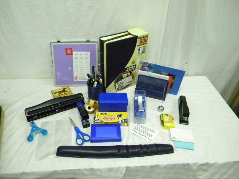 lot 136 image: Office Supply Lot