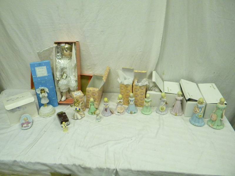 lot 138 image: Hallmark Figurine Girls Collectibles