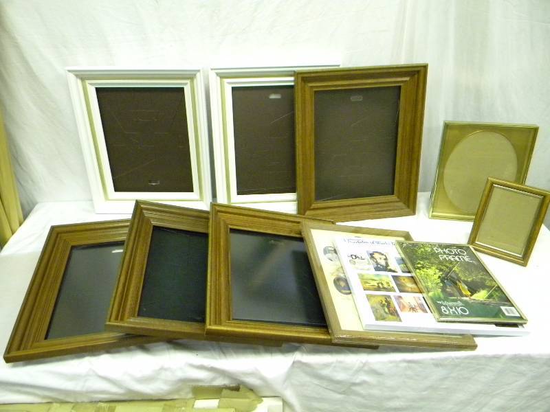 lot 162 image: Picture Frame Lot