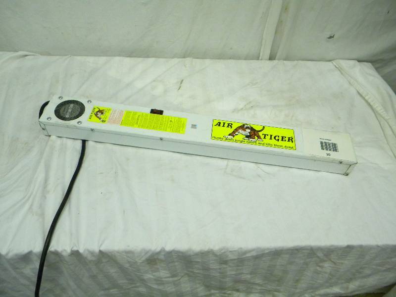 lot 10 image: Air Tiger Grow Odor Controller